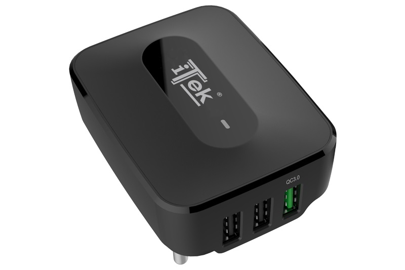 CARICABATTERIA DA MURO ITEK ITSCW3U25 DA 25W- 7.8A(2X2.4A- 1X3A) CON 3 PORTE: 2XUSB SMART- 1XQC3.0- SMART IC